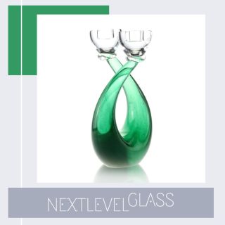 a máme variantu i pro ty, co potřebují, aby jim ladil stromeček a svícen :) #ceskydarek #czechdesign #sklo #glass...